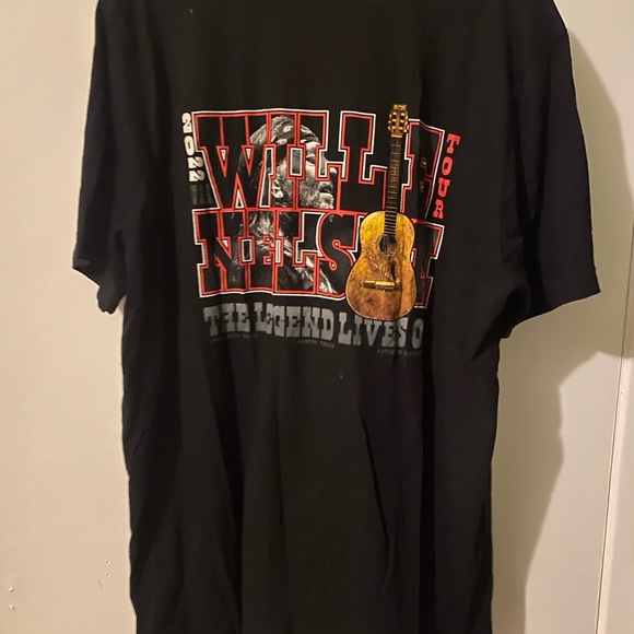Willie Nelson T Shirt - Picture 2 of 3